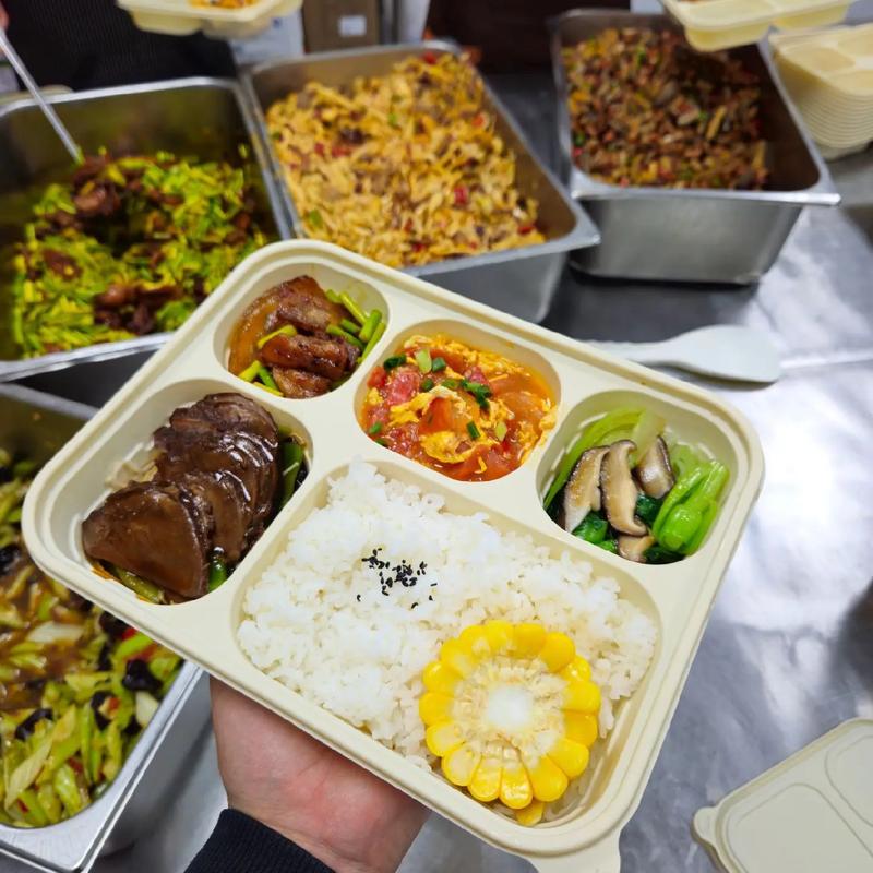 品味美味，享受便捷：员工餐配送行业的最新潮流